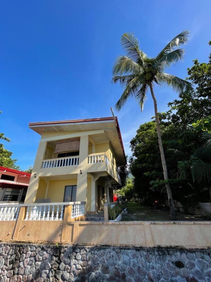 C - Side Inn Mambajao Ngoại thất bức ảnh