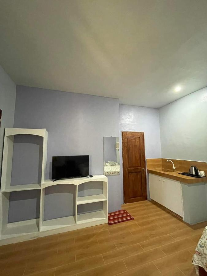 C - Side Inn Mambajao Ngoại thất bức ảnh