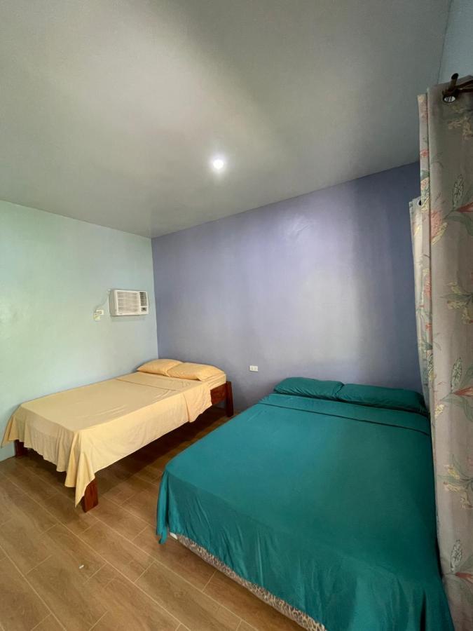 C - Side Inn Mambajao Ngoại thất bức ảnh